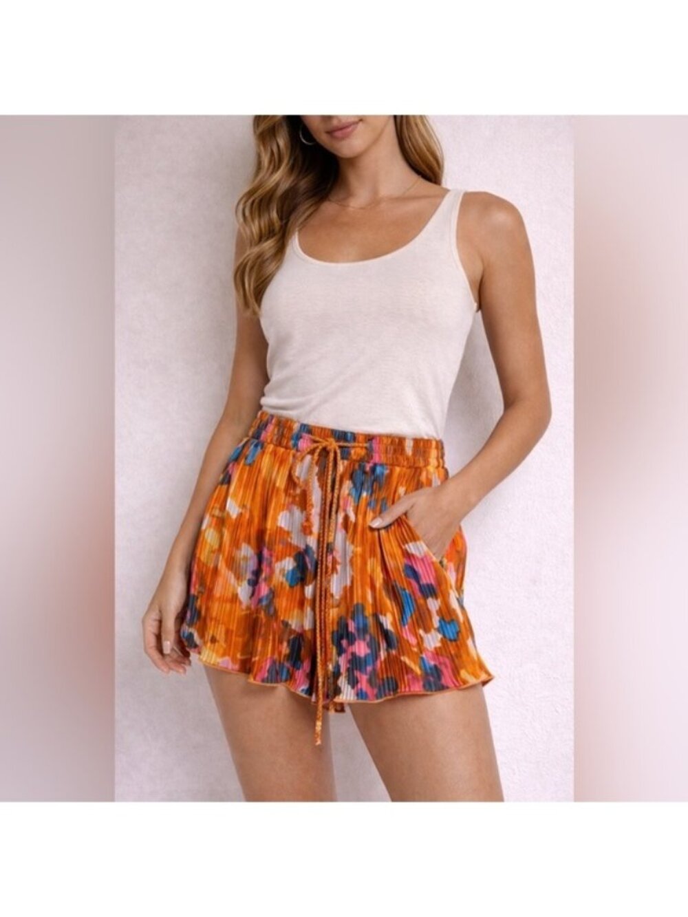 Fashion Nova Pleated Floral Shorts – Orange Multi – Size L